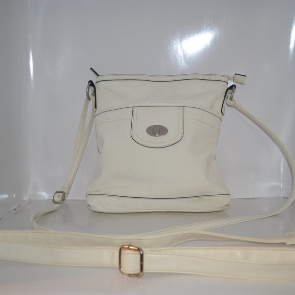 G>H Bass & Co. Purse - Picture 1 of 9